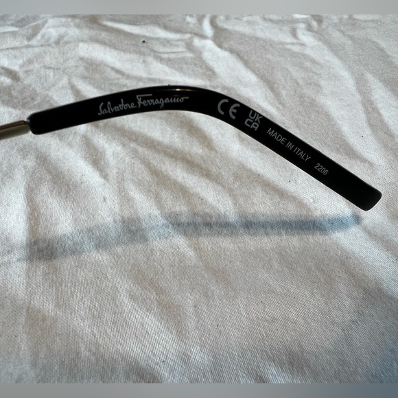 Salvatore Ferragamo Aviator Sunglasses SF226S main image 5
